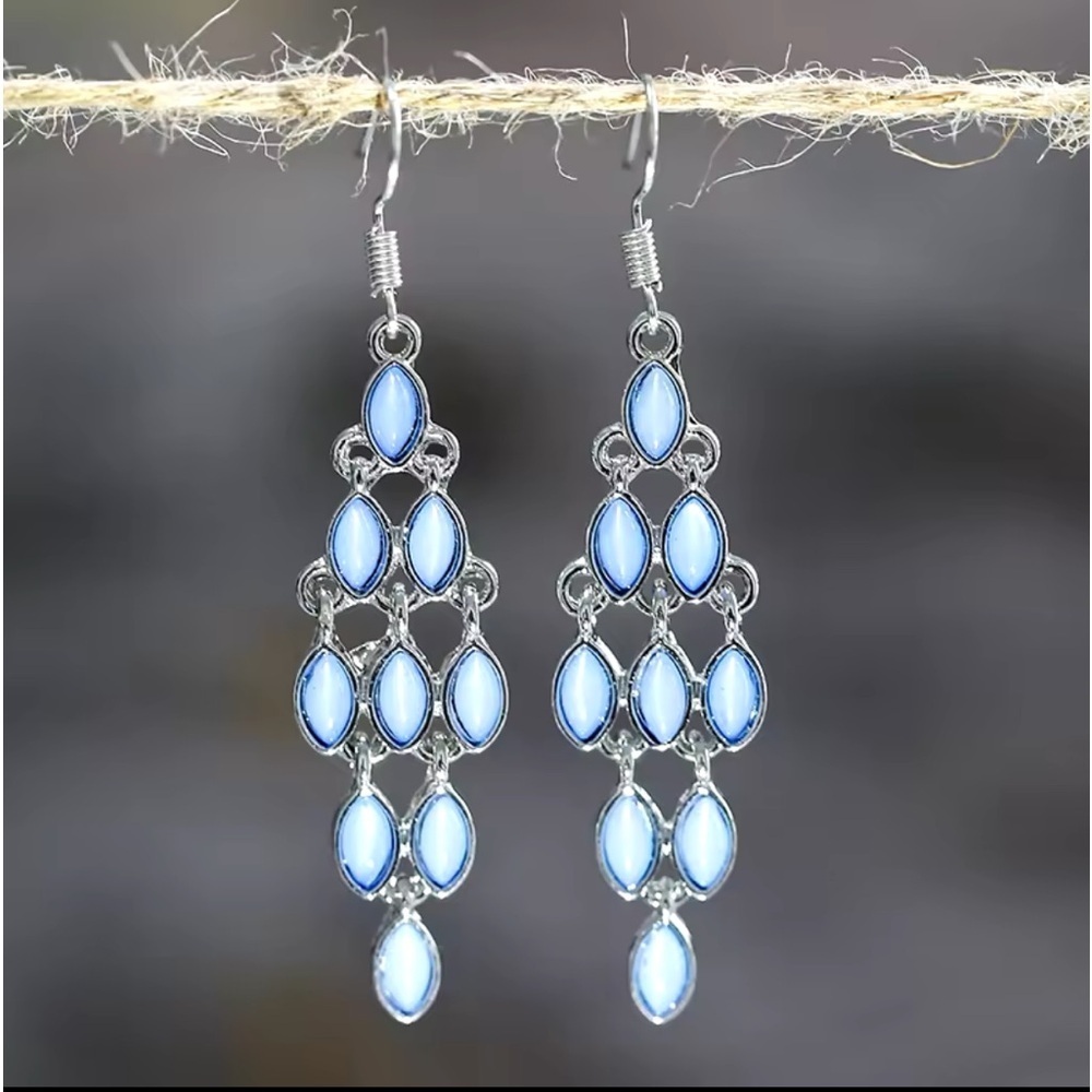 Elegant Blue Teardrop Earrings